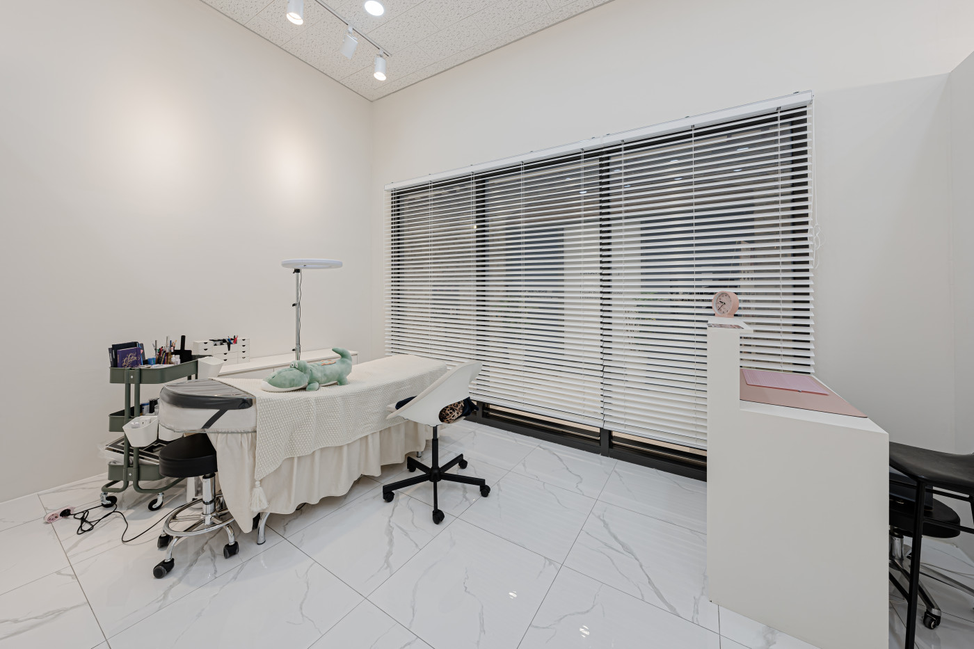 광교 중흥S클래스 네일샵 25PY 사진 - 12